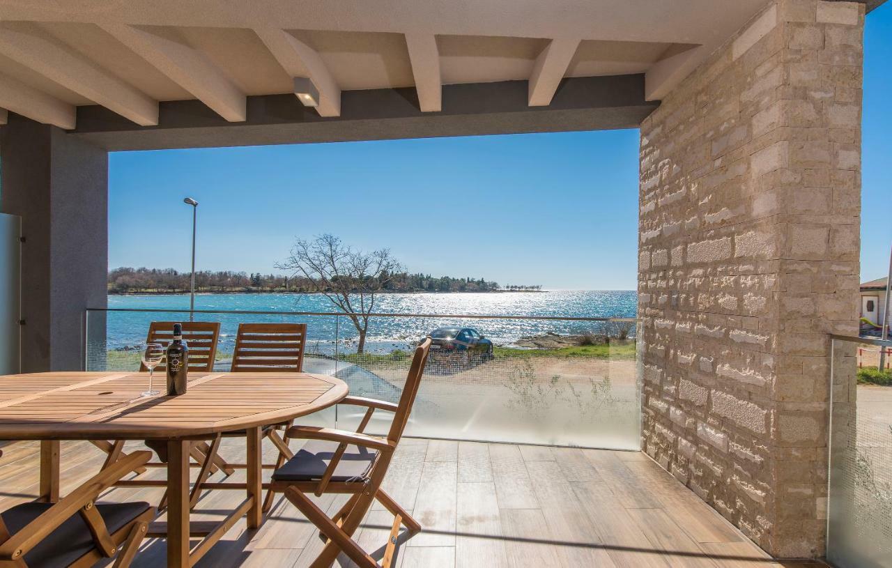 Villa Punta Mulino Ловречица Экстерьер фото